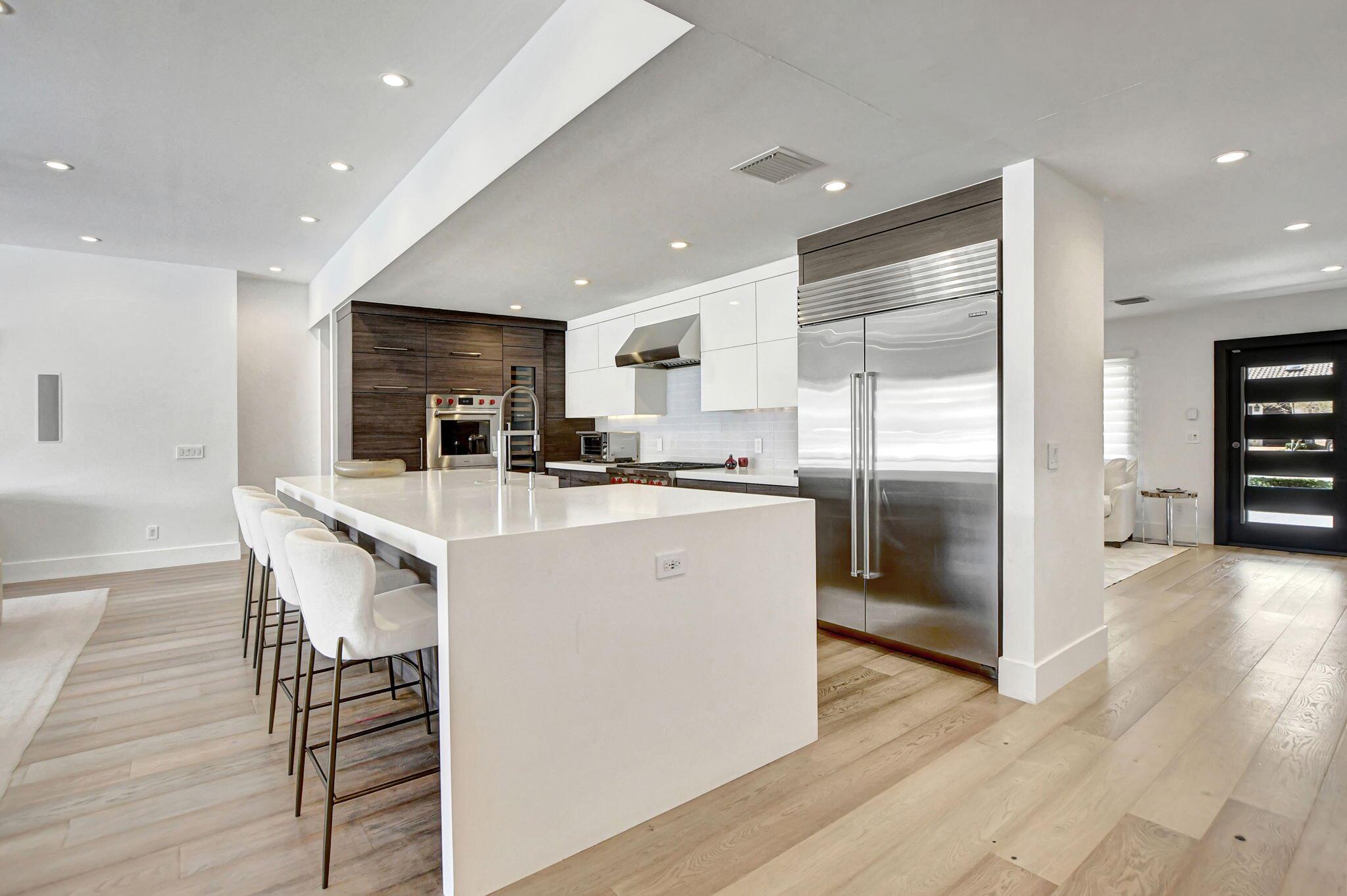 LAKE ROGERS ISLE - Residential