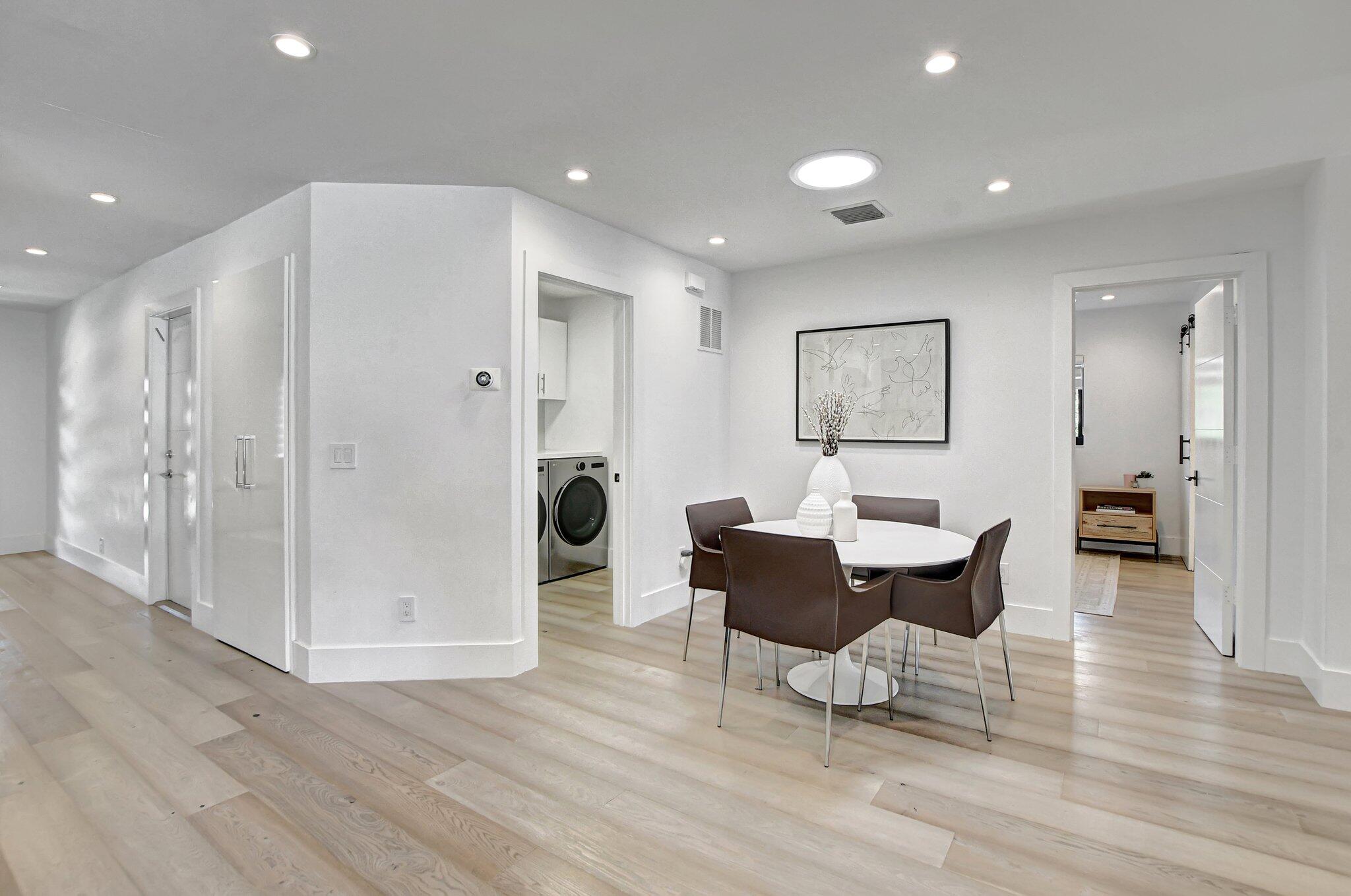 LAKE ROGERS ISLE - Residential