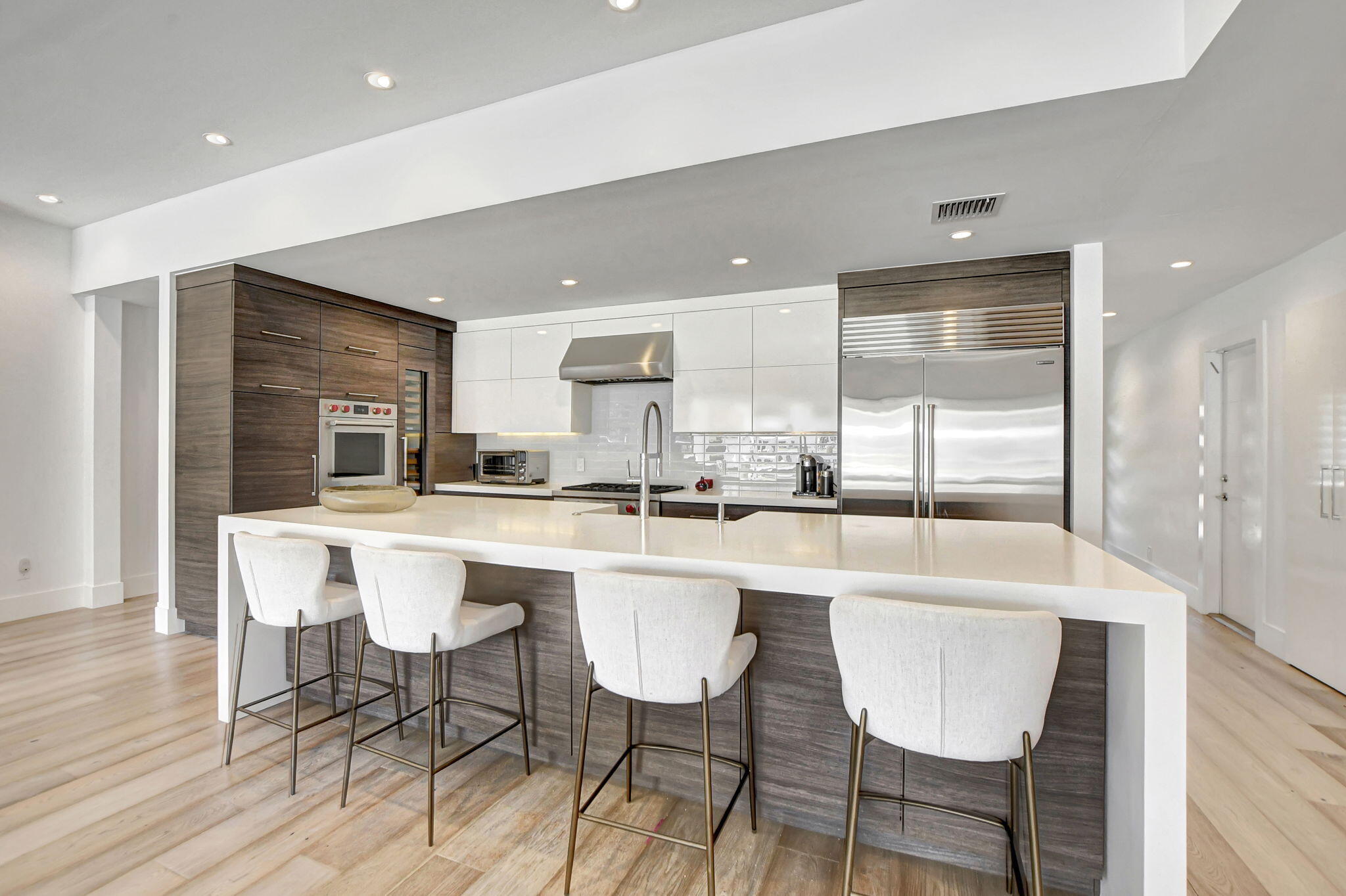 LAKE ROGERS ISLE - Residential