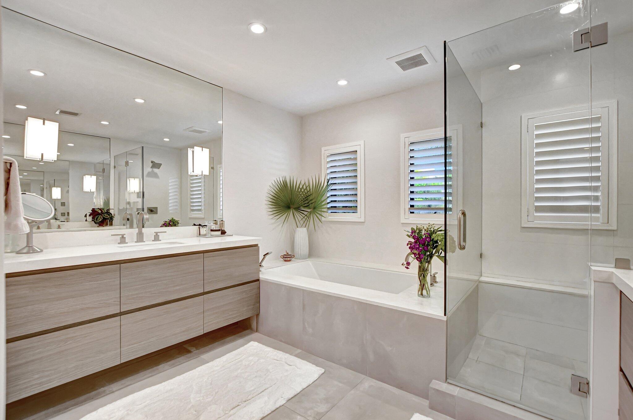 LAKE ROGERS ISLE - Residential