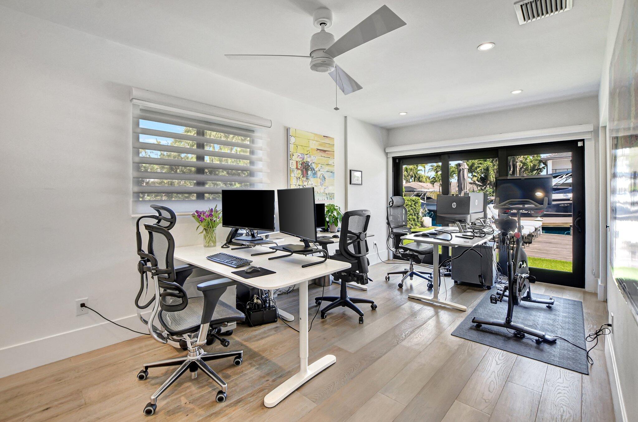 LAKE ROGERS ISLE - Residential