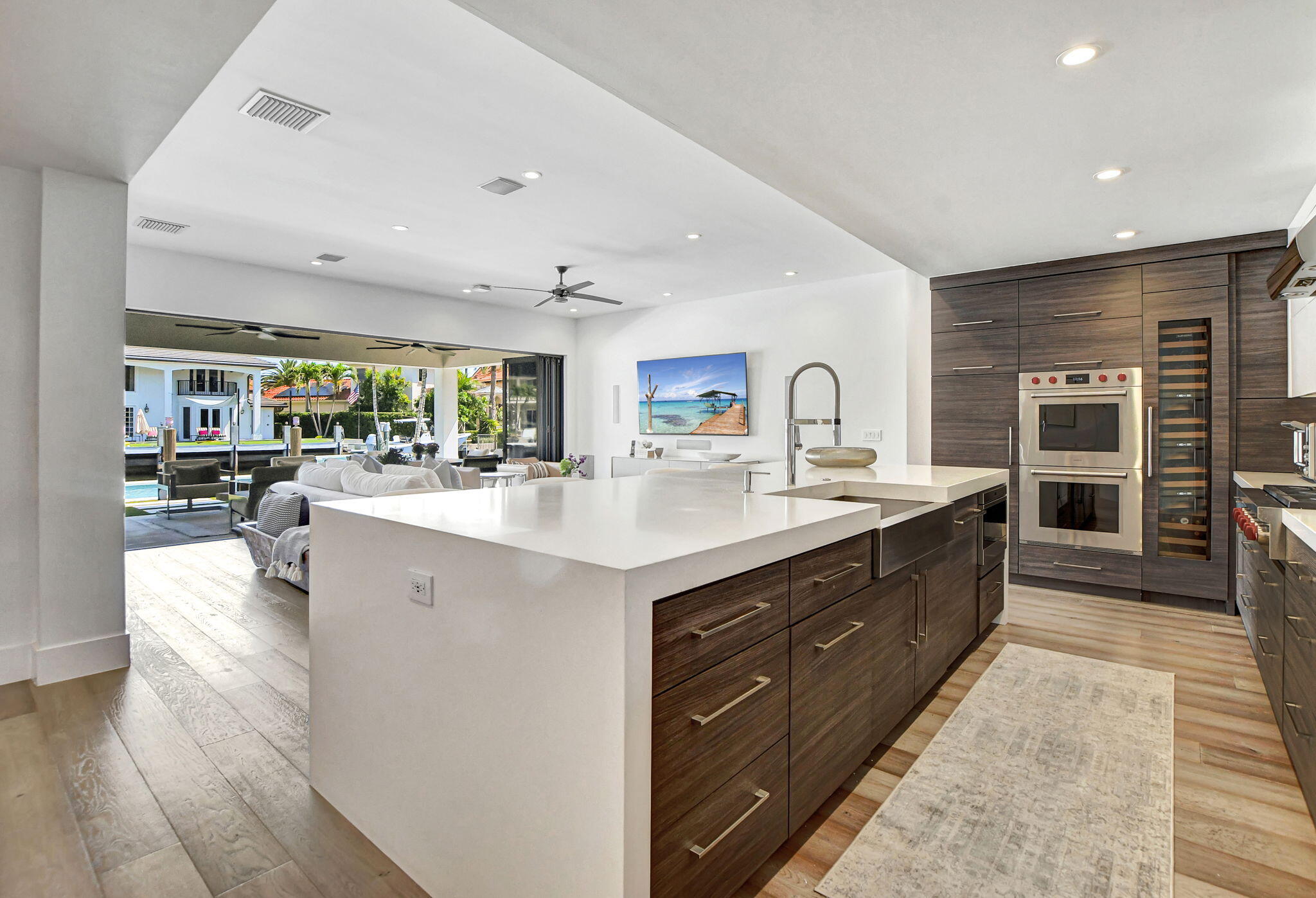 LAKE ROGERS ISLE - Residential