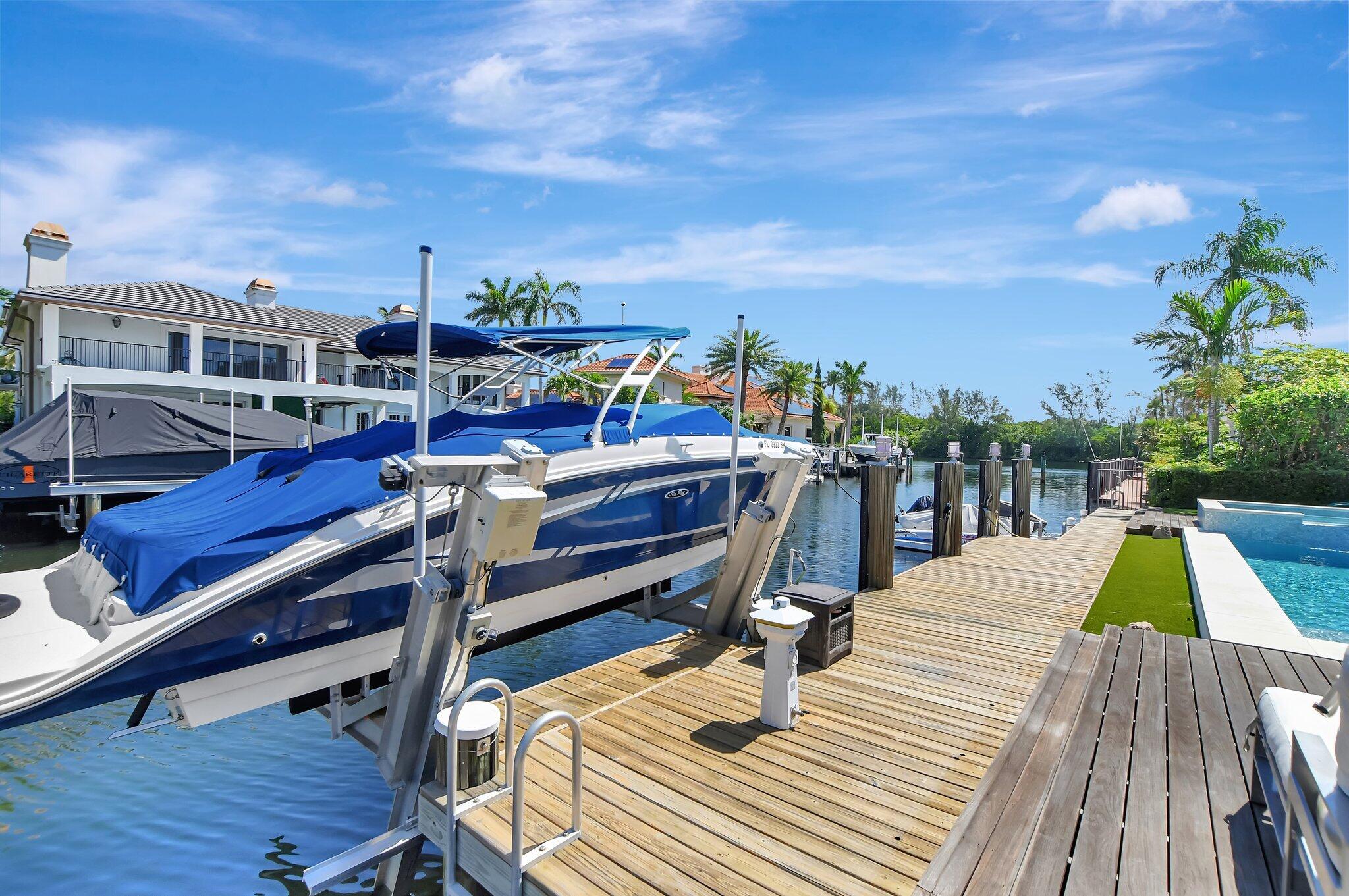 LAKE ROGERS ISLE - Residential
