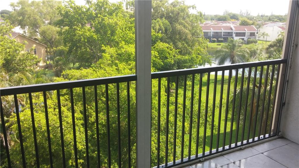 Isles of Inverrary - Residential