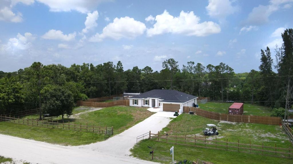 Photo of 18897 Orange Grove Boulevard, Loxahatchee, FL 33470 (MLS # R10994327)