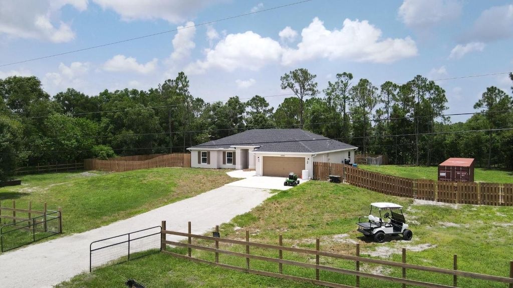 Photo of 18897 Orange Grove Boulevard, Loxahatchee, FL 33470 (MLS # R10994327)