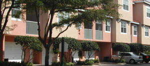 ESTADA OF LOS PASEOS - Residential Lease