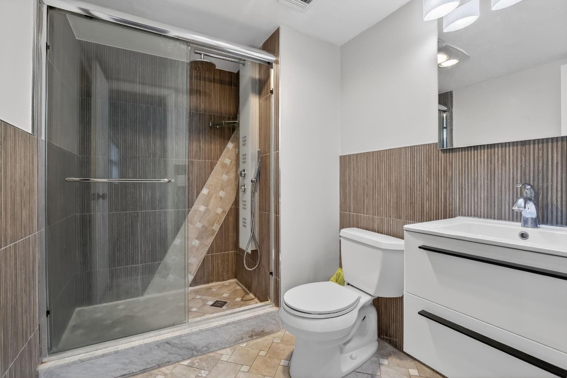 Hollybrook Golf & Tennis Club - Residential Lease