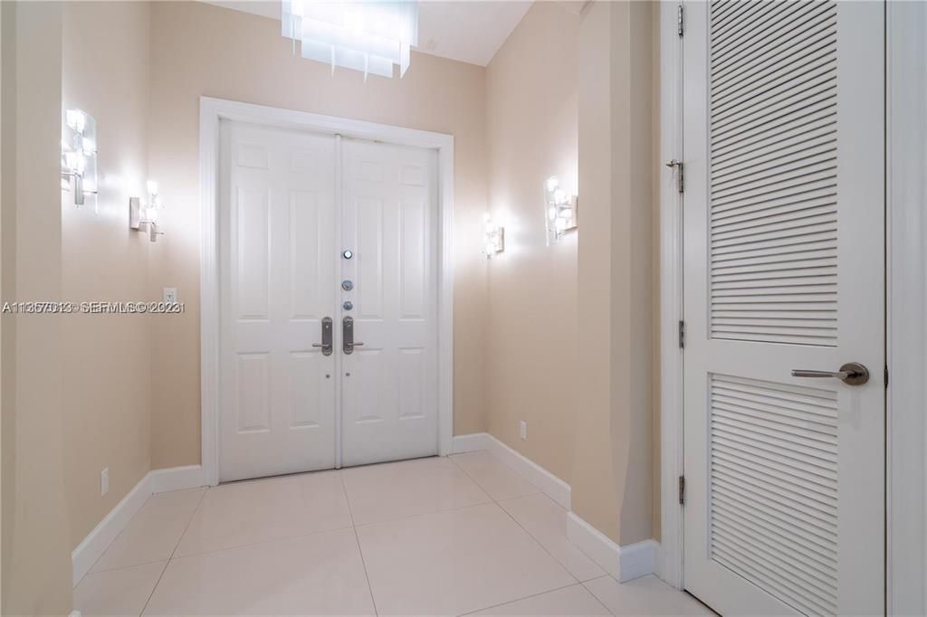 Photo of 3121 NE 26th Street, Fort Lauderdale, FL 33305 (MLS # B26030222)