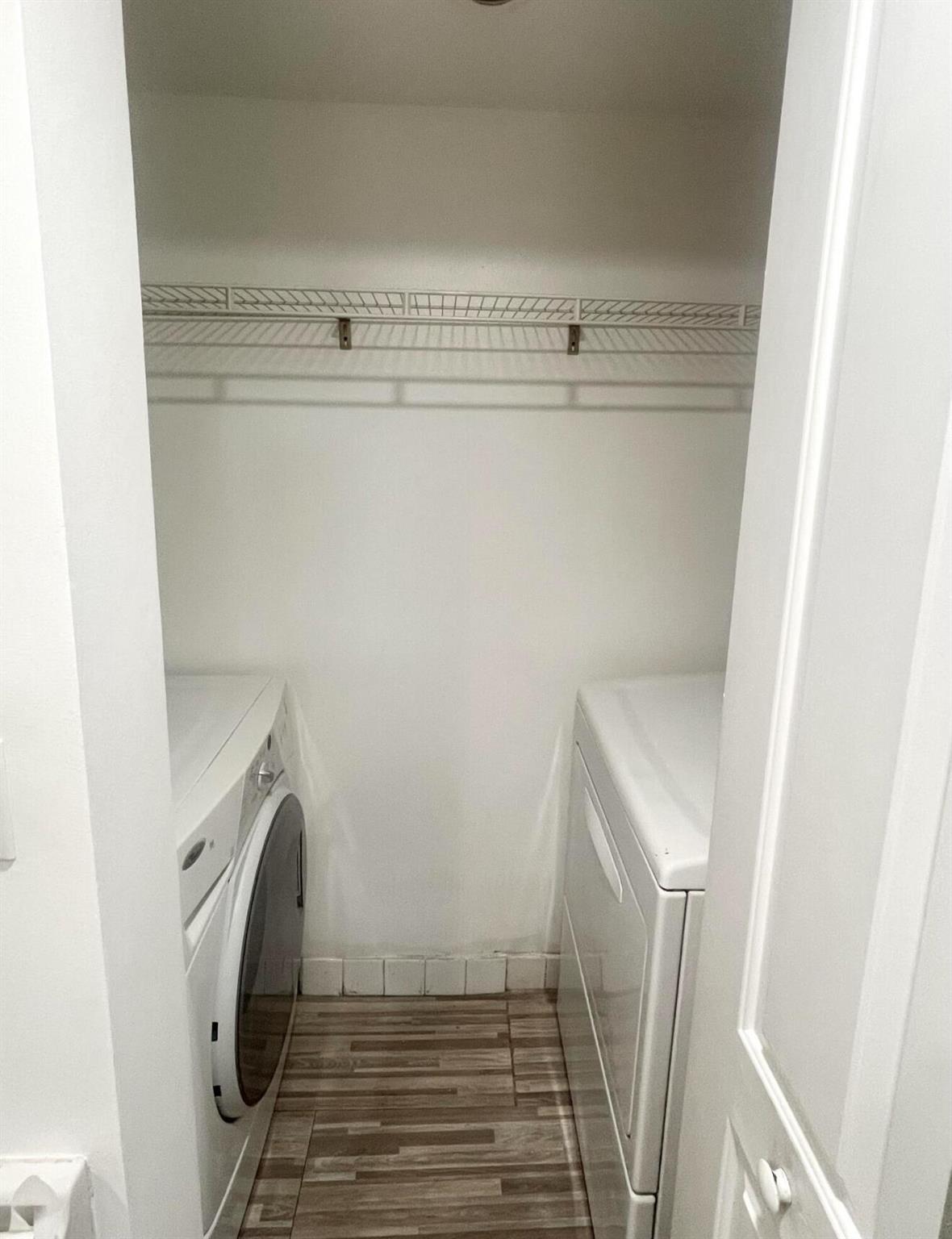 LAKEWOOD - Residential Lease