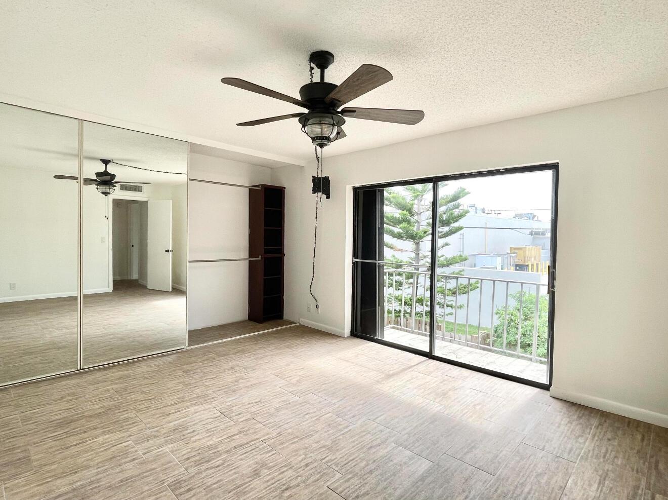 LAKEWOOD - Residential Lease