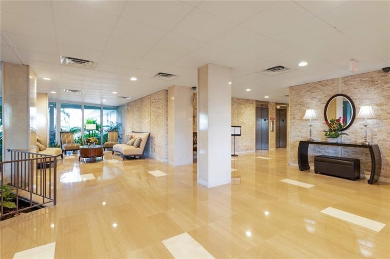 Coral Ridge Towers North - Residential