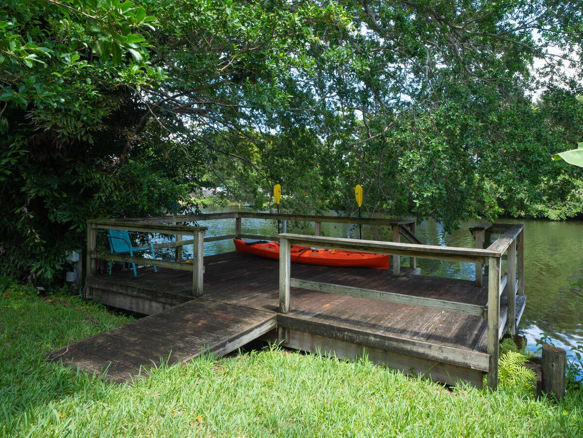 446 SANTA FE Road