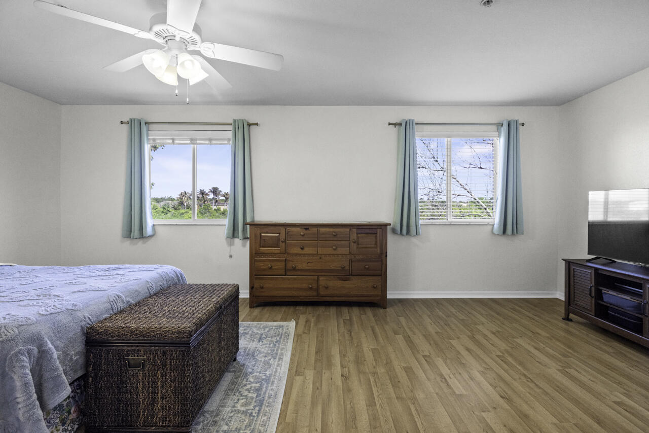 MARTINS CROSSING - Residential