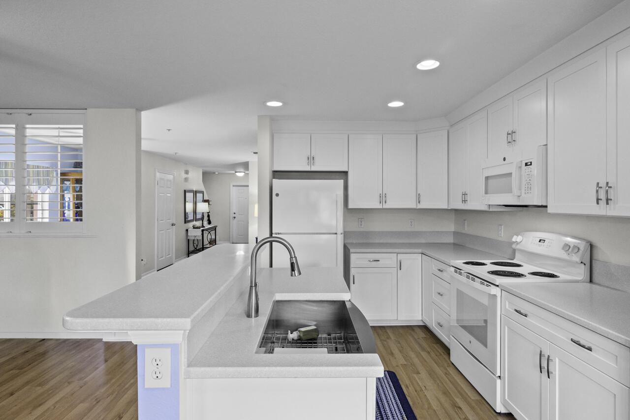 MARTINS CROSSING - Residential