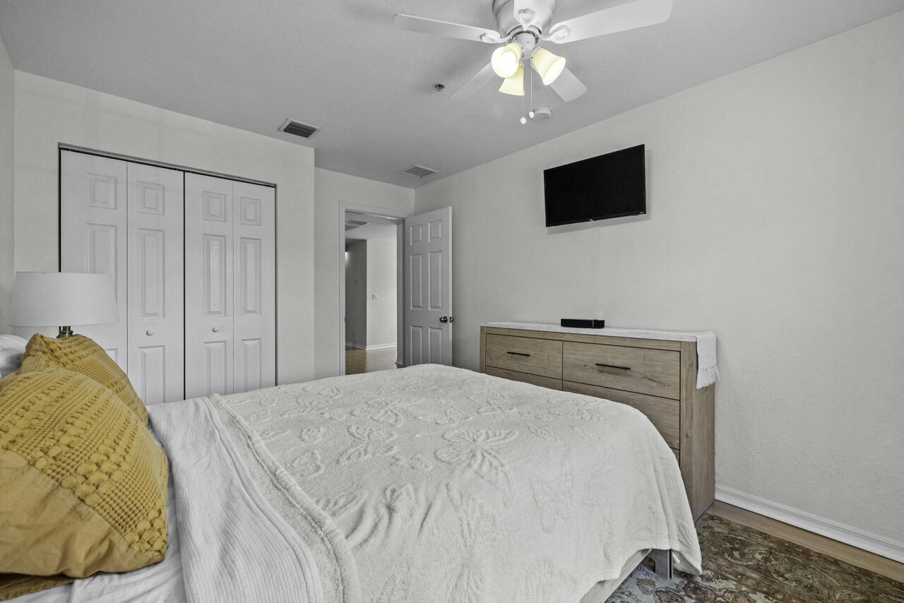 MARTINS CROSSING - Residential