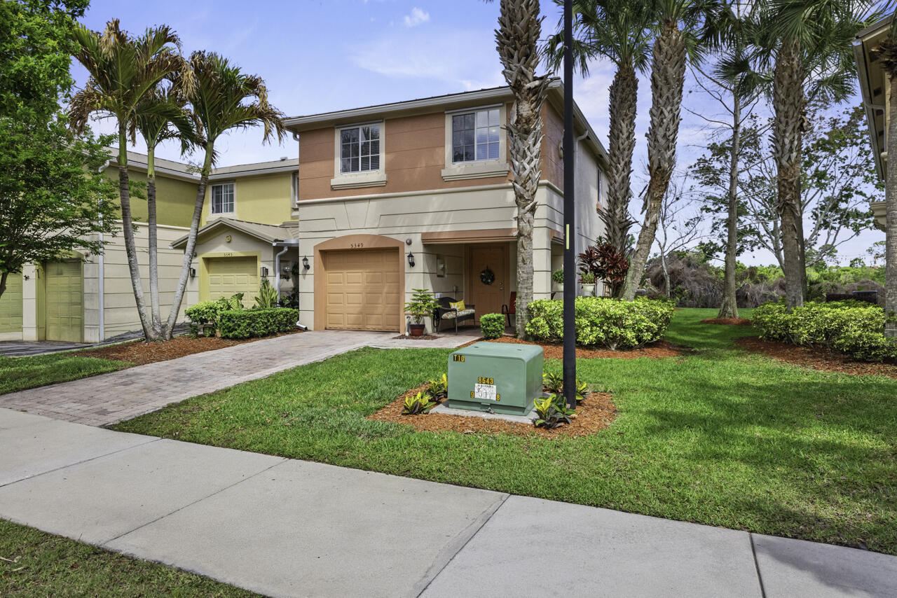 MARTINS CROSSING - Residential