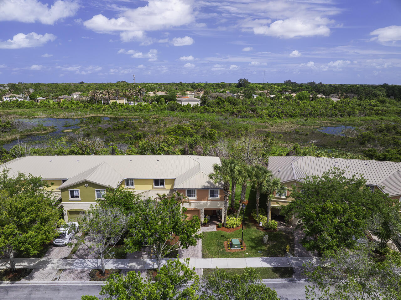 MARTINS CROSSING - Residential