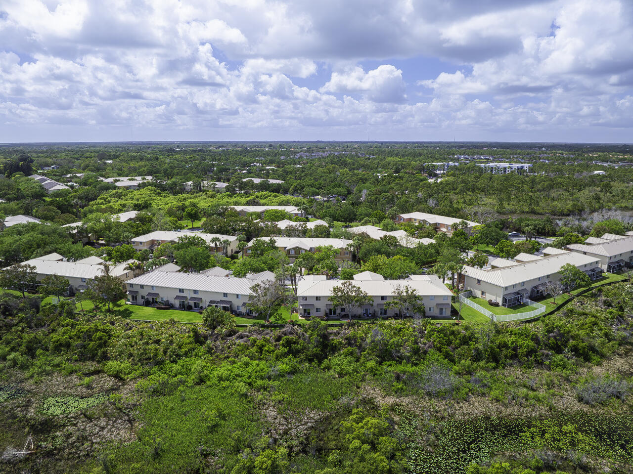 MARTINS CROSSING - Residential