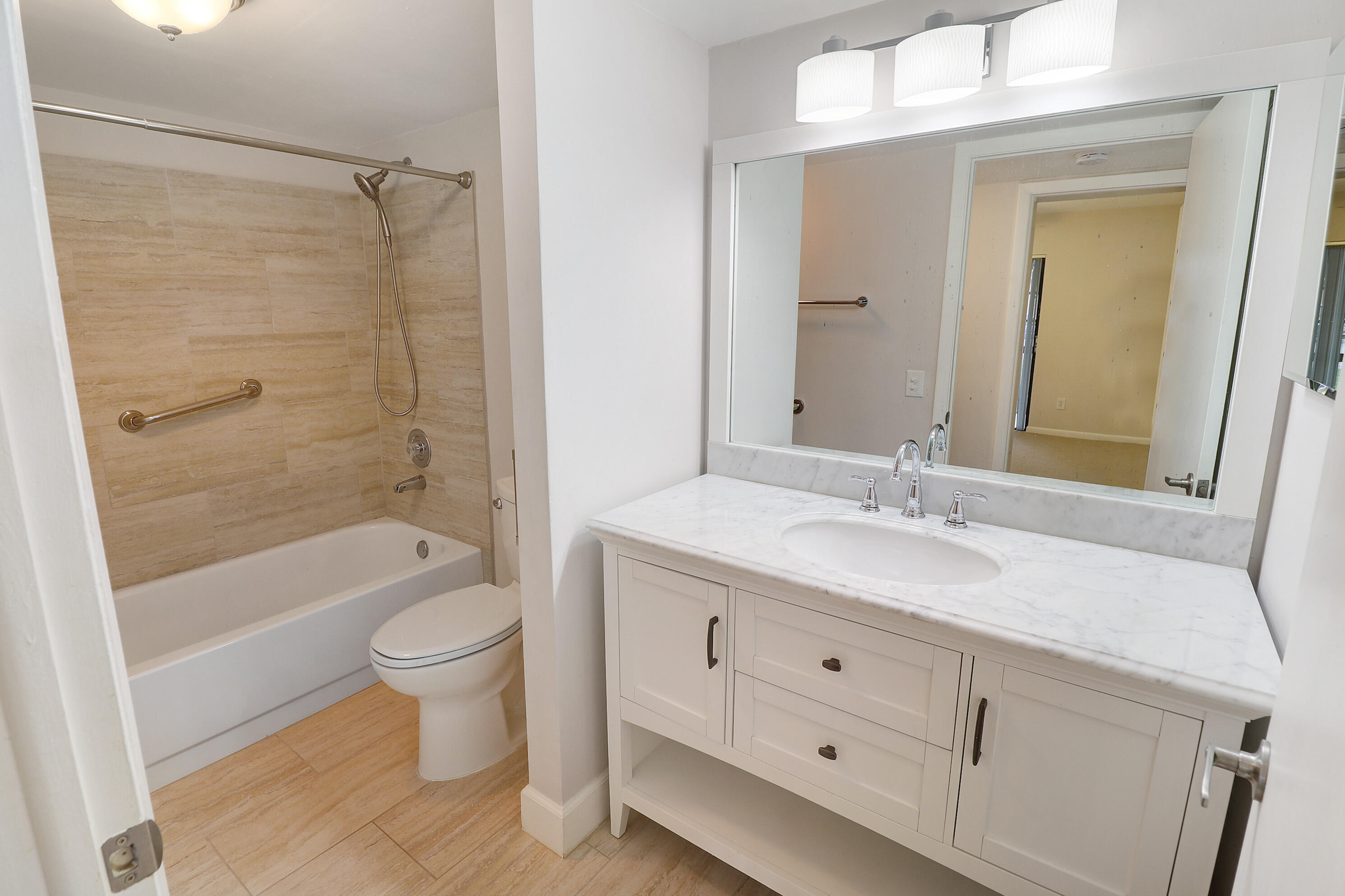 ASHMONT CONDOMINIUM I - Residential