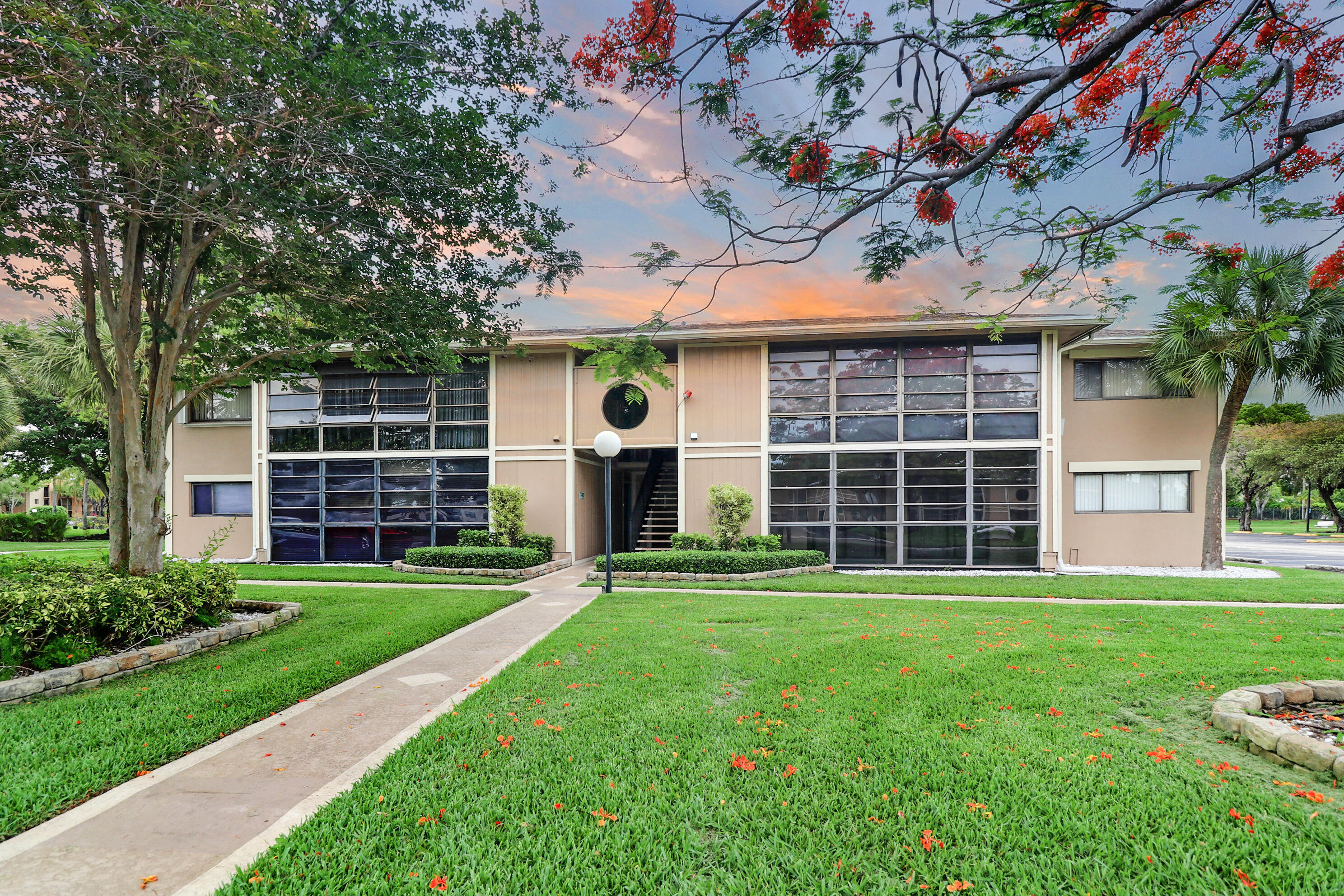 ASHMONT CONDOMINIUM I - Residential