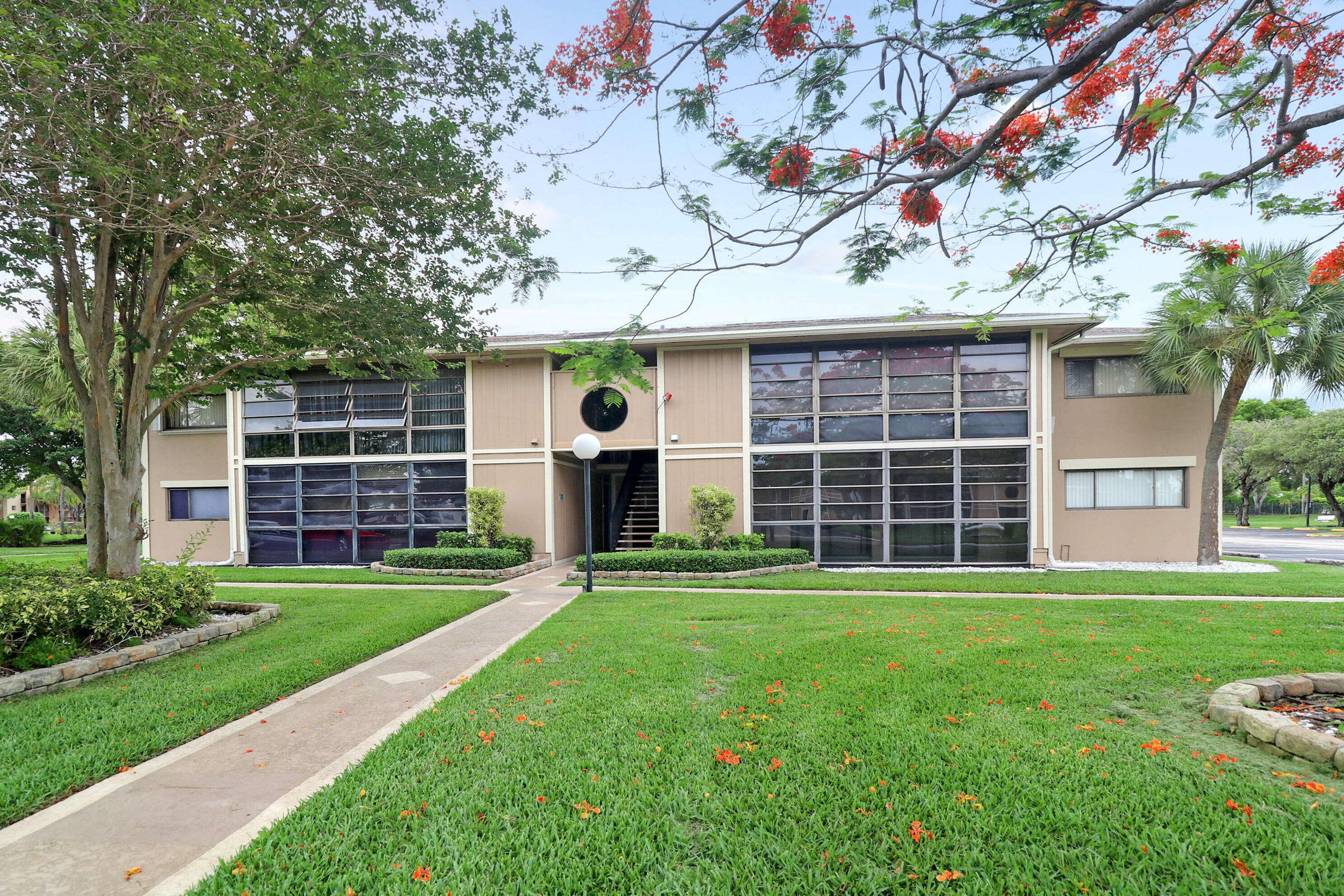 ASHMONT CONDOMINIUM I - Residential