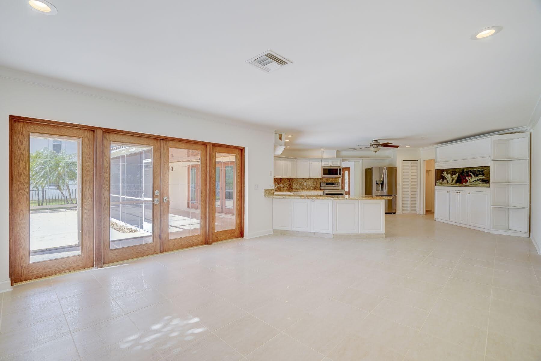 LAKE EDEN 4 - Residential Lease