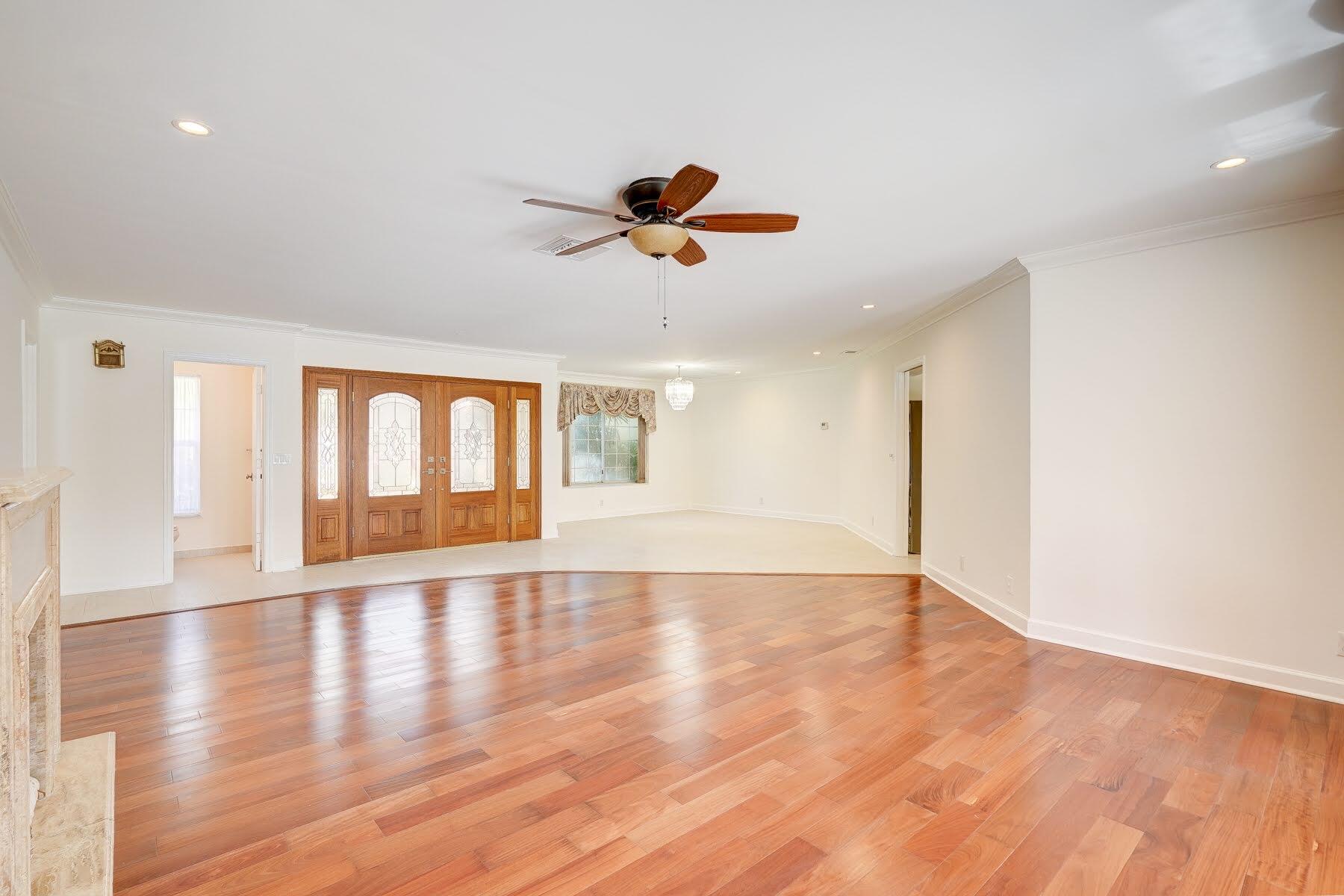 LAKE EDEN 4 - Residential Lease