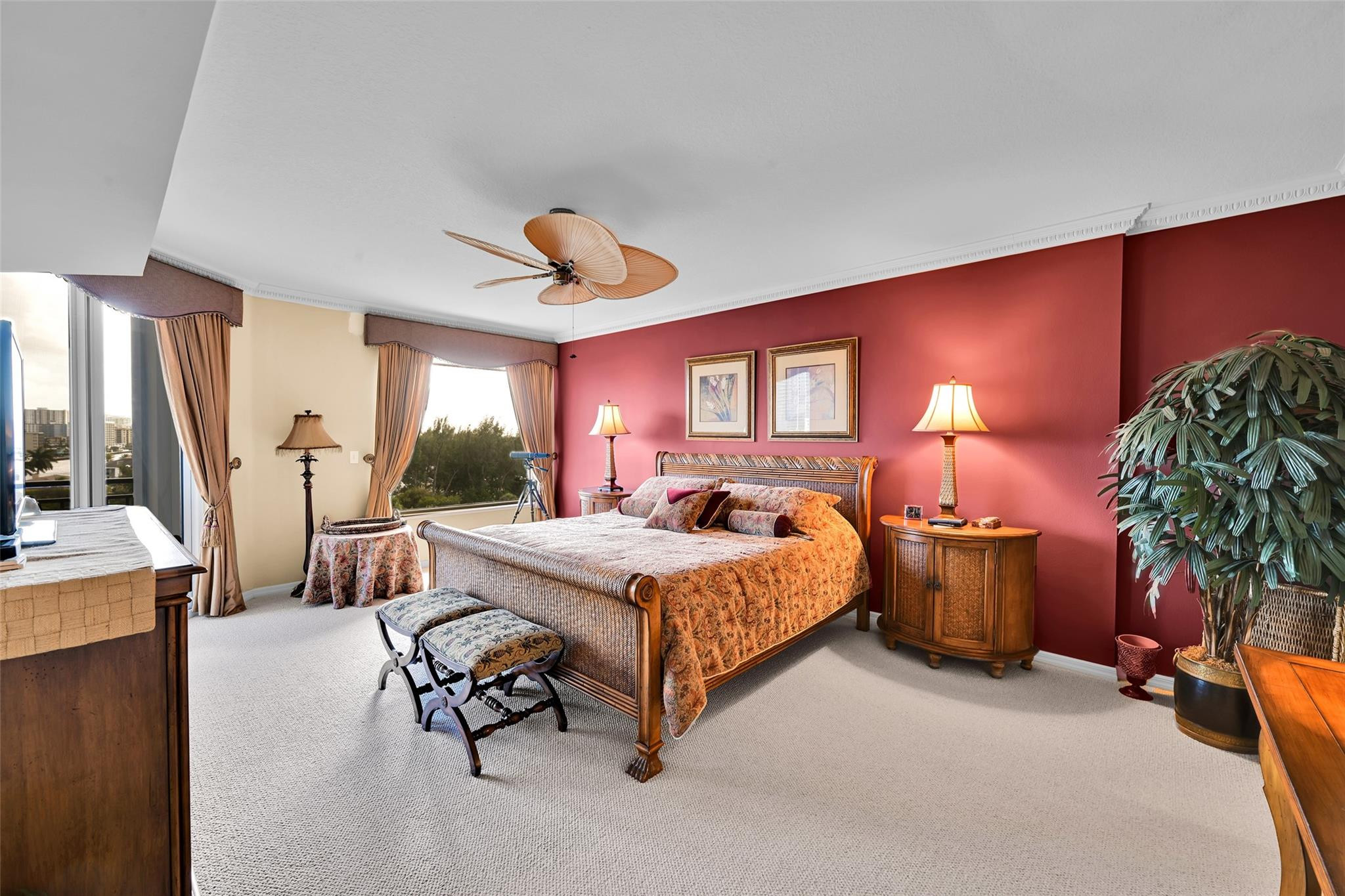 THE POINTE - Residential