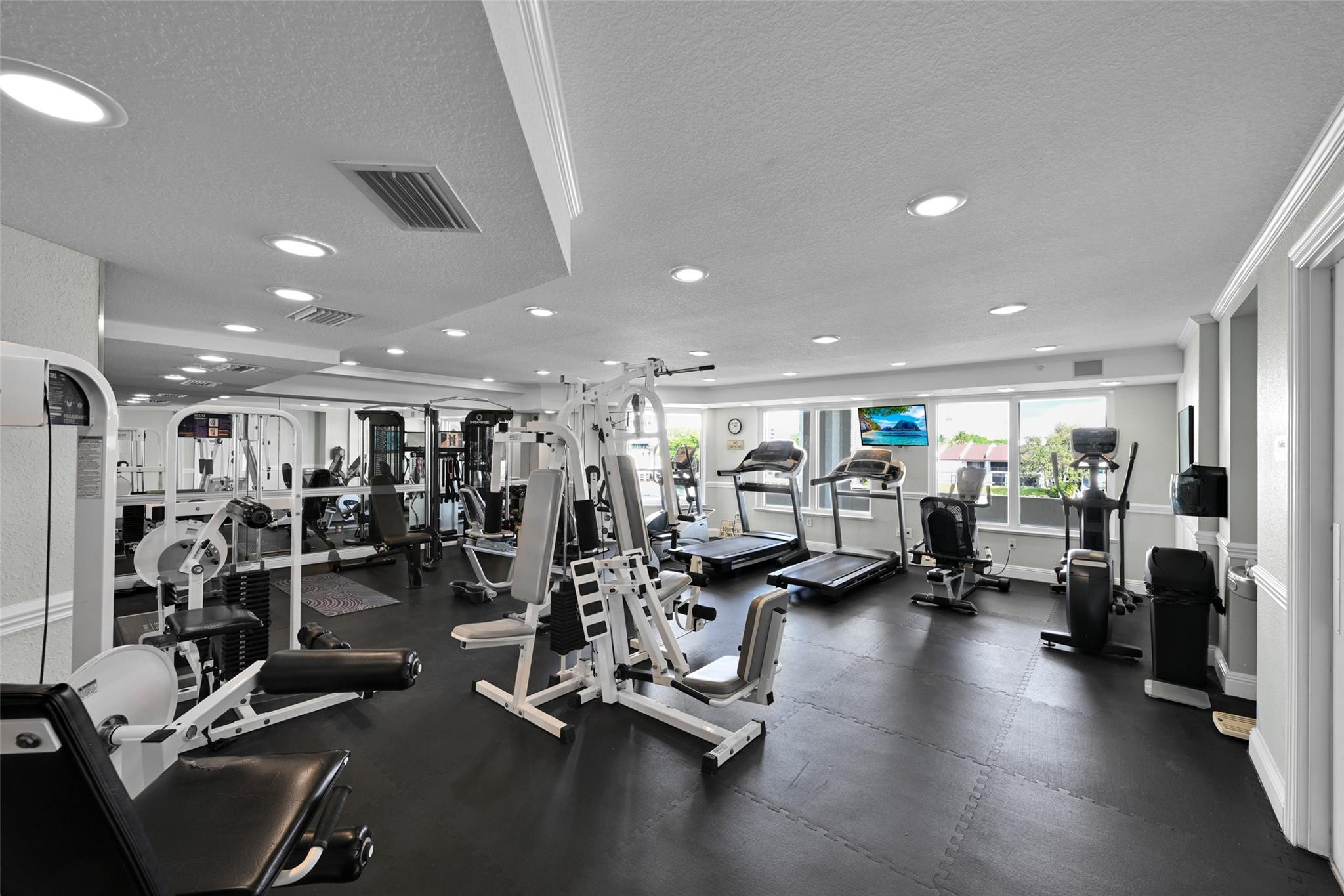 THE POINTE - Residential