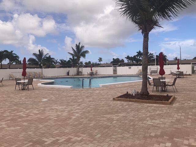 CRESTHAVEN VILLAS 15 CONDO - Residential Lease