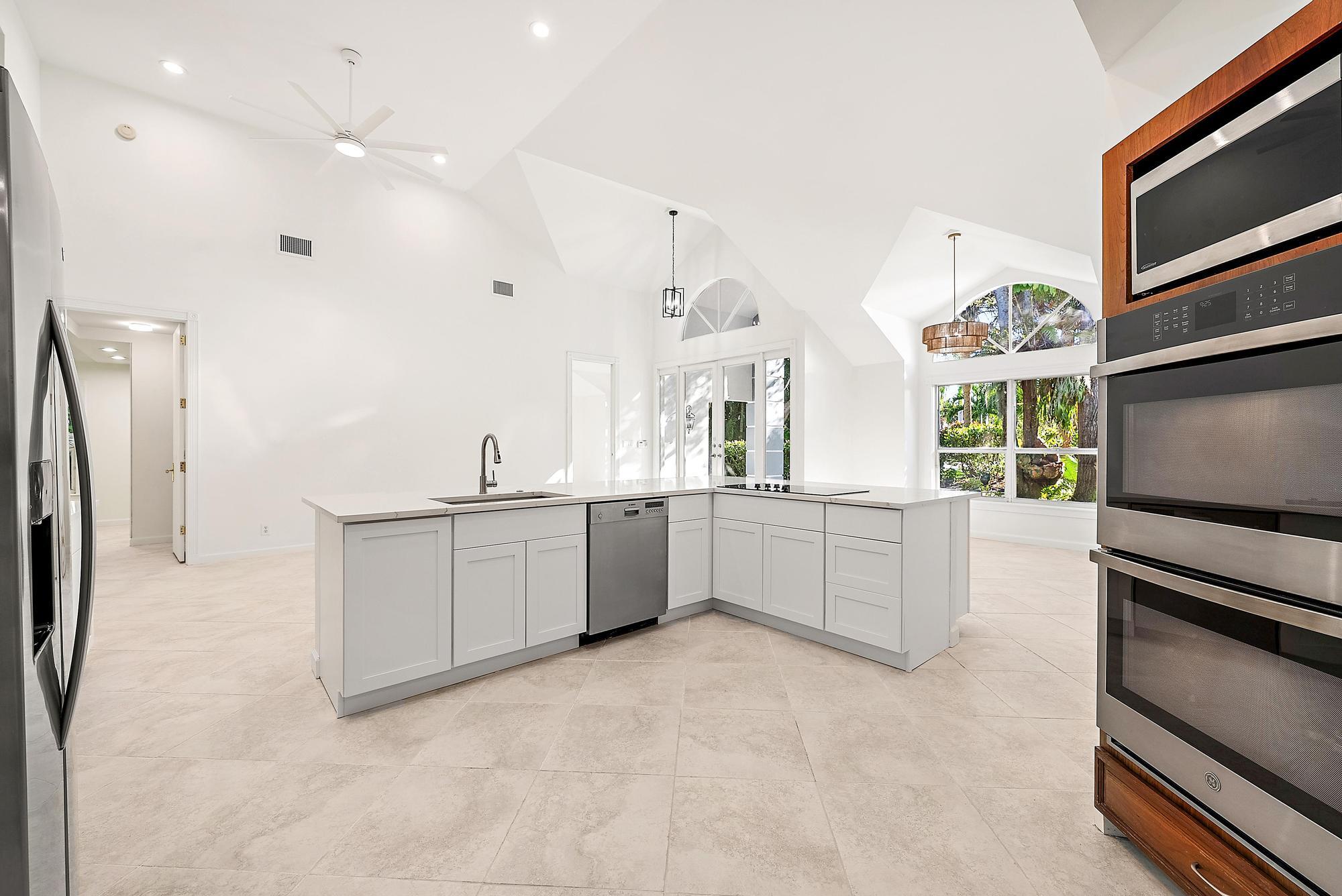 MYSTIC COVE - Residential