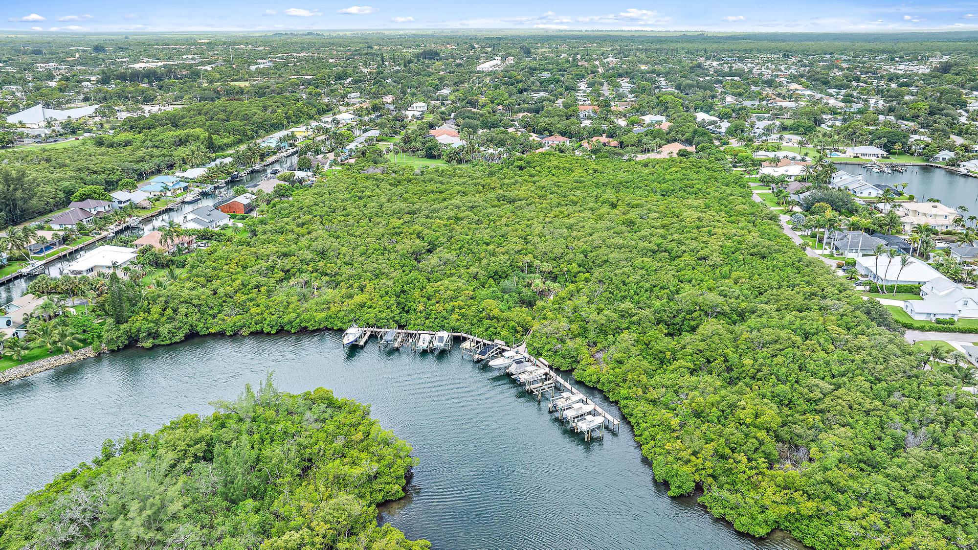 MYSTIC COVE - Residential