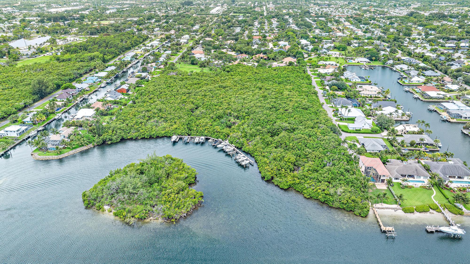 MYSTIC COVE - Residential