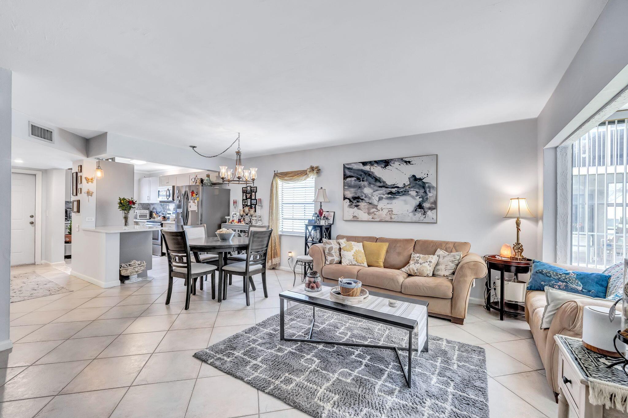 DIPLOMAT SQUARE CONDO - Residential