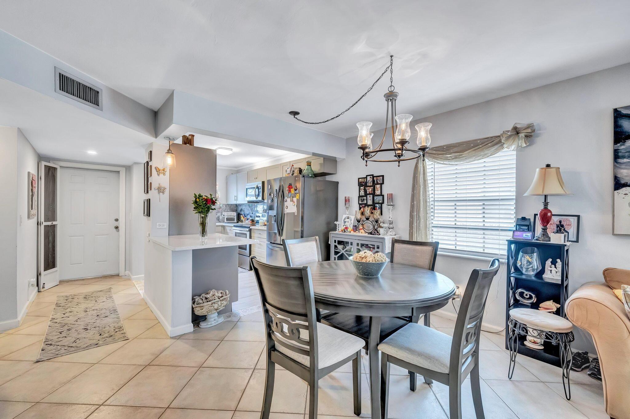 DIPLOMAT SQUARE CONDO - Residential