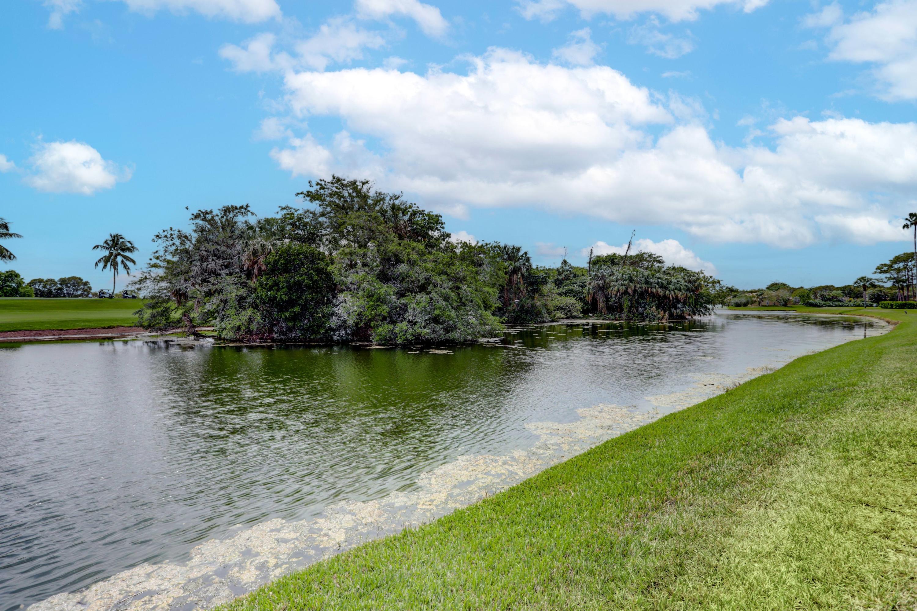 RYDER CUP VILLAS CONDO - Residential