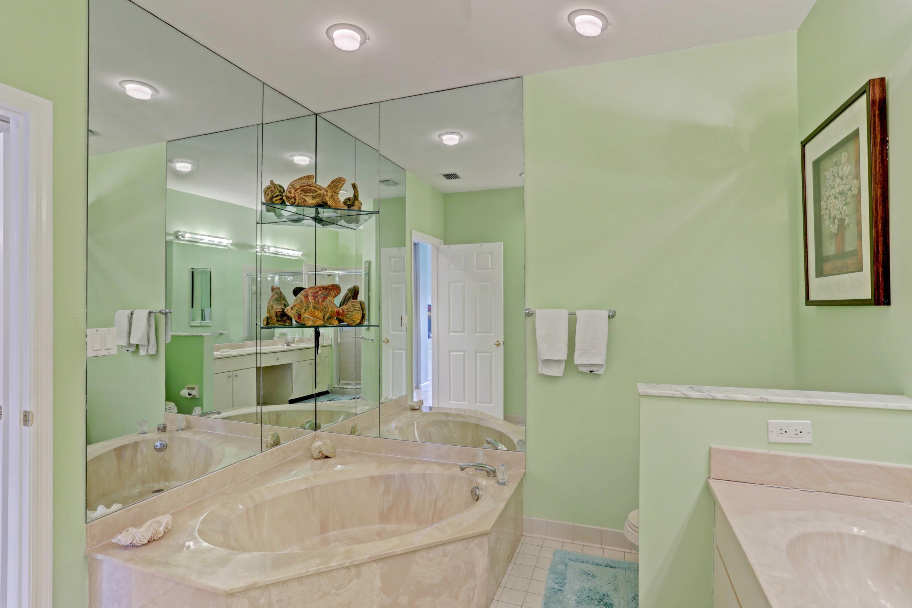 RYDER CUP VILLAS CONDO - Residential