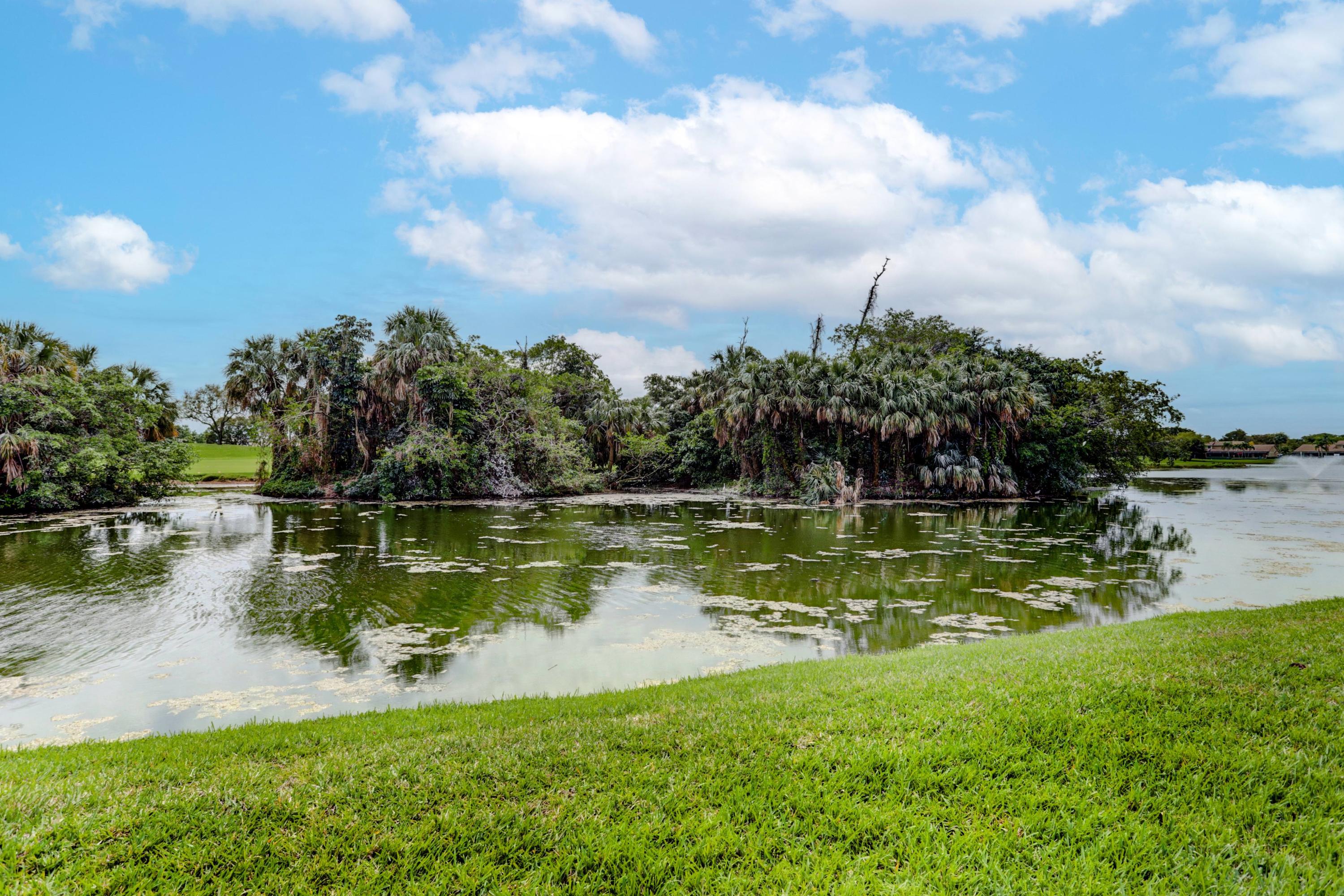 RYDER CUP VILLAS CONDO - Residential