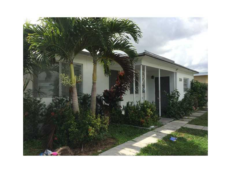 HOLLYWOOD PARK - Residential Lease