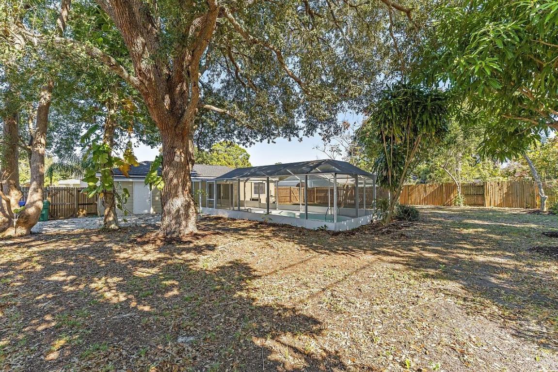 SEBASTIAN HIGHLANDS UNIT 16 - Residential