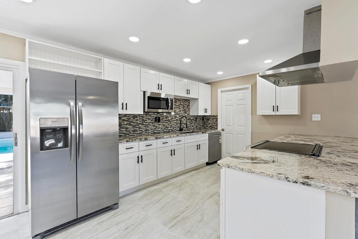 SEBASTIAN HIGHLANDS UNIT 16 - Residential