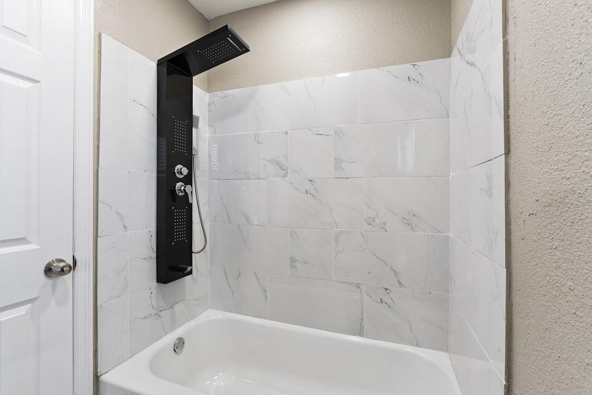 SEBASTIAN HIGHLANDS UNIT 16 - Residential