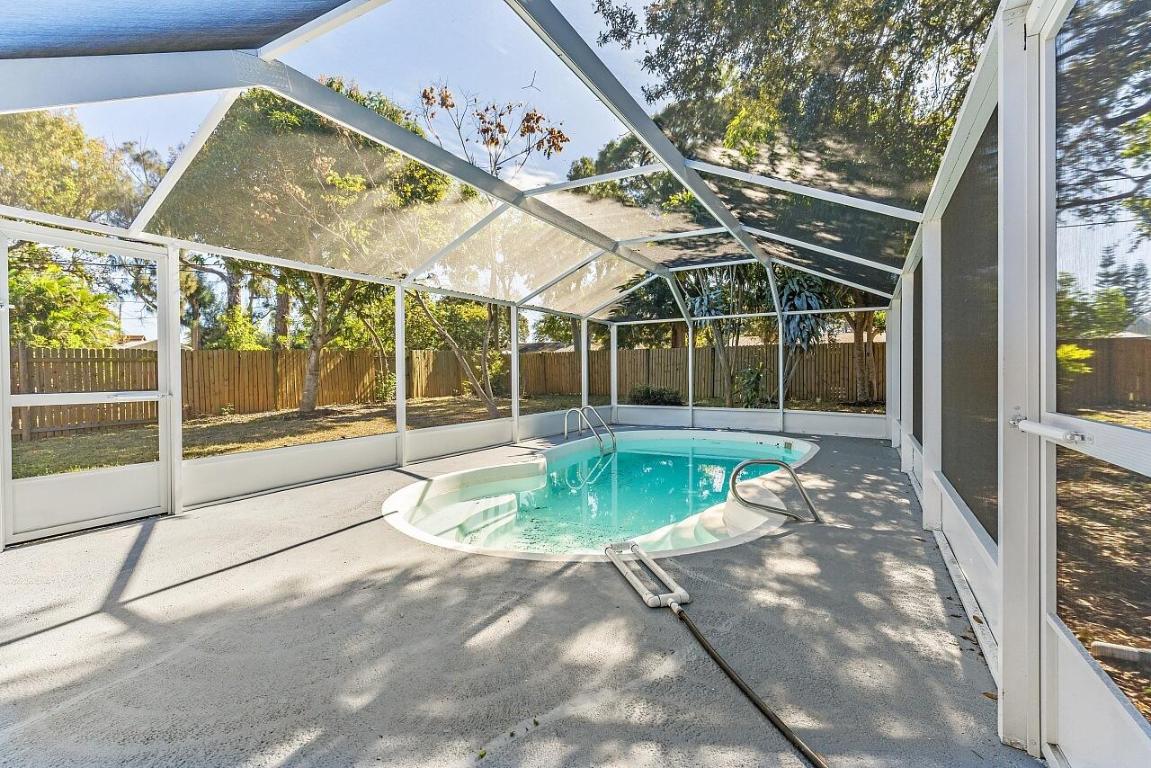 SEBASTIAN HIGHLANDS UNIT 16 - Residential