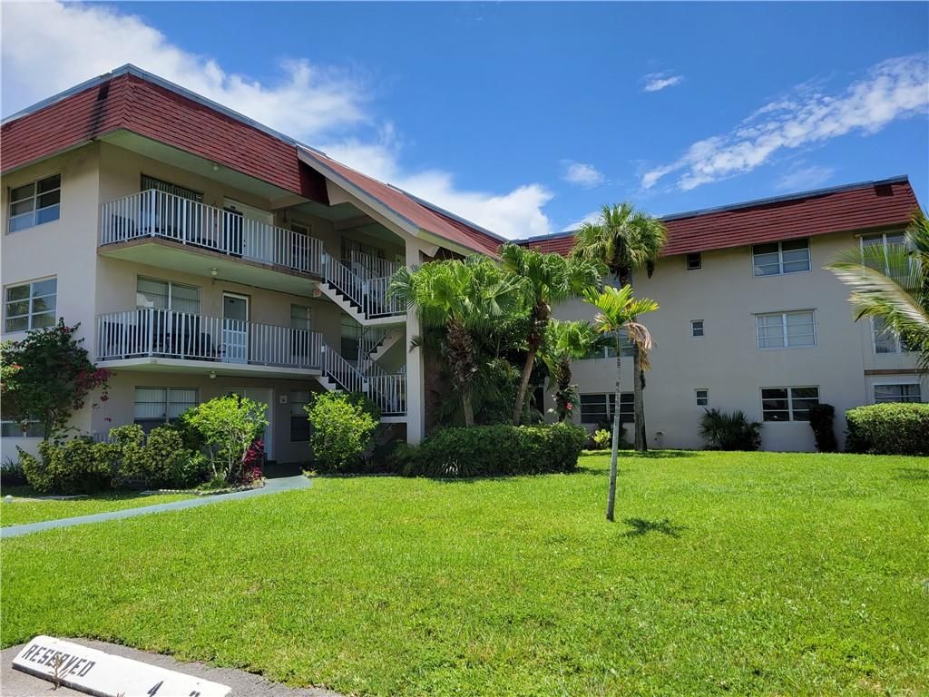Photo of 2901 NW 47th Ter #342 A, Lauderdale Lakes, FL 33313 (MLS # F10294487)