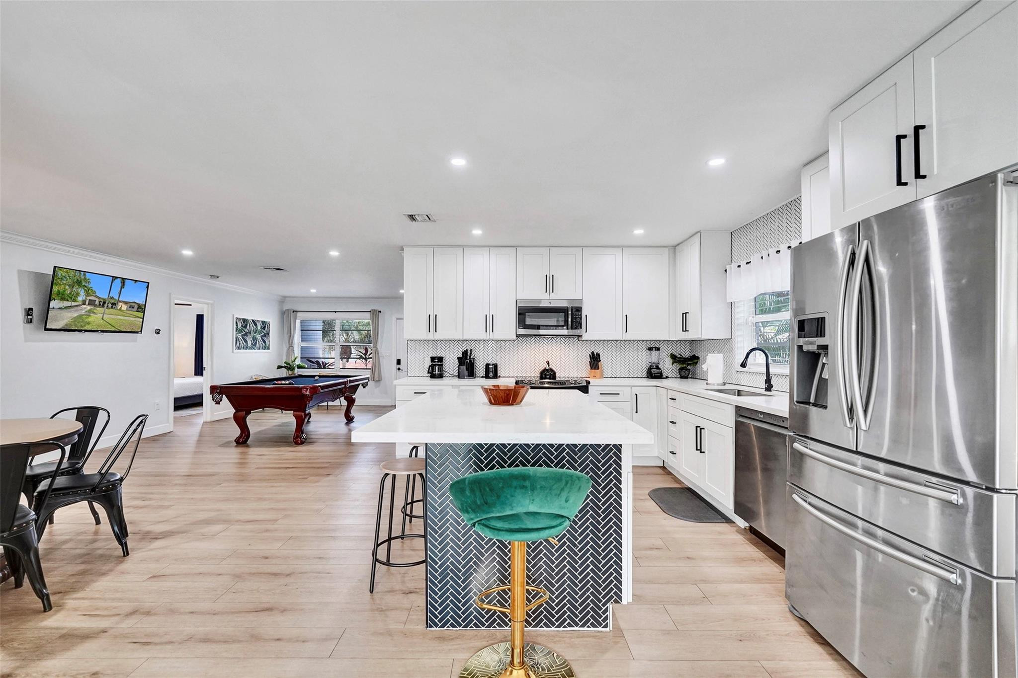 Dania Beach Sub 8-1B - Residential