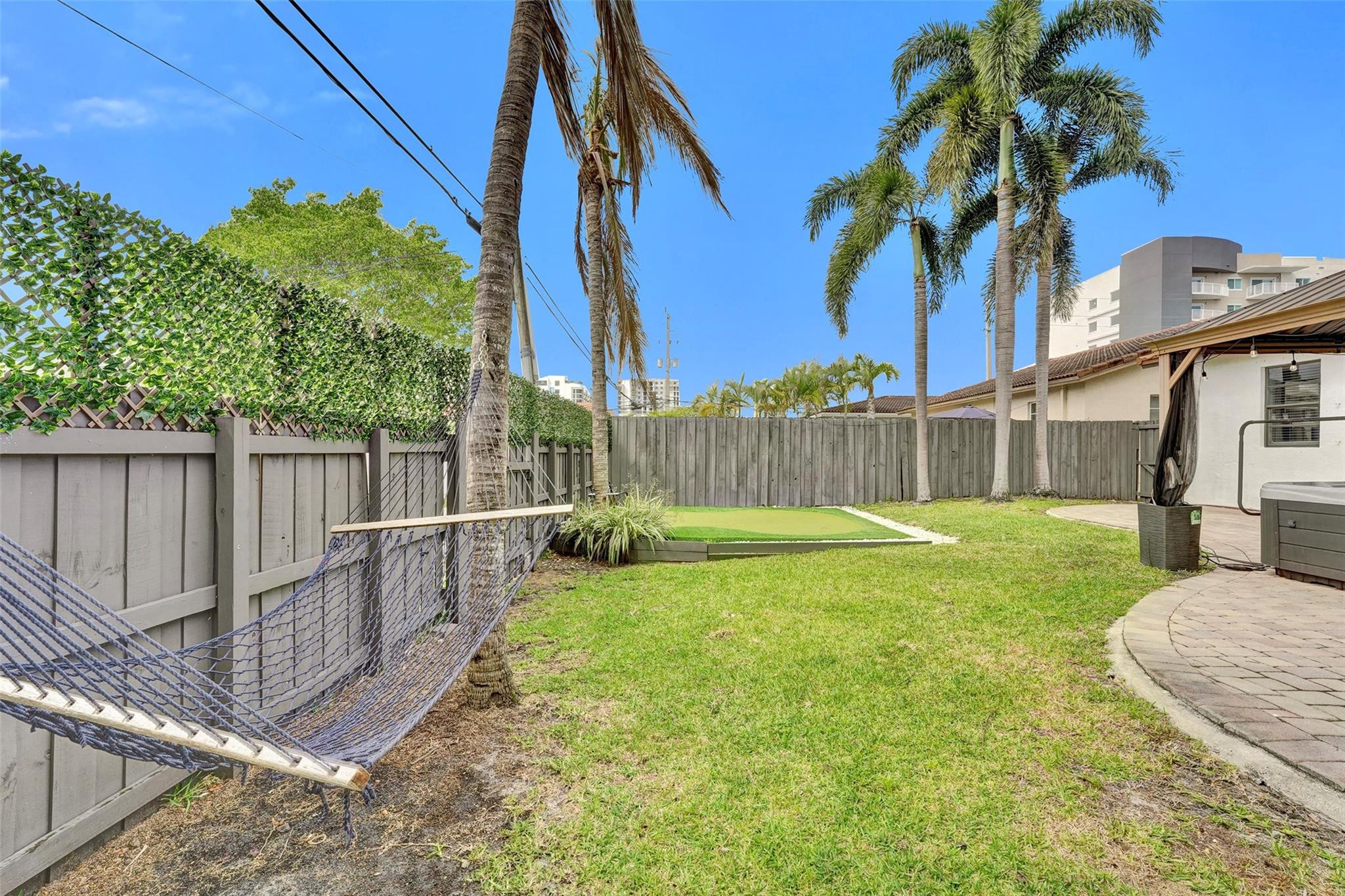 Dania Beach Sub 8-1B - Residential