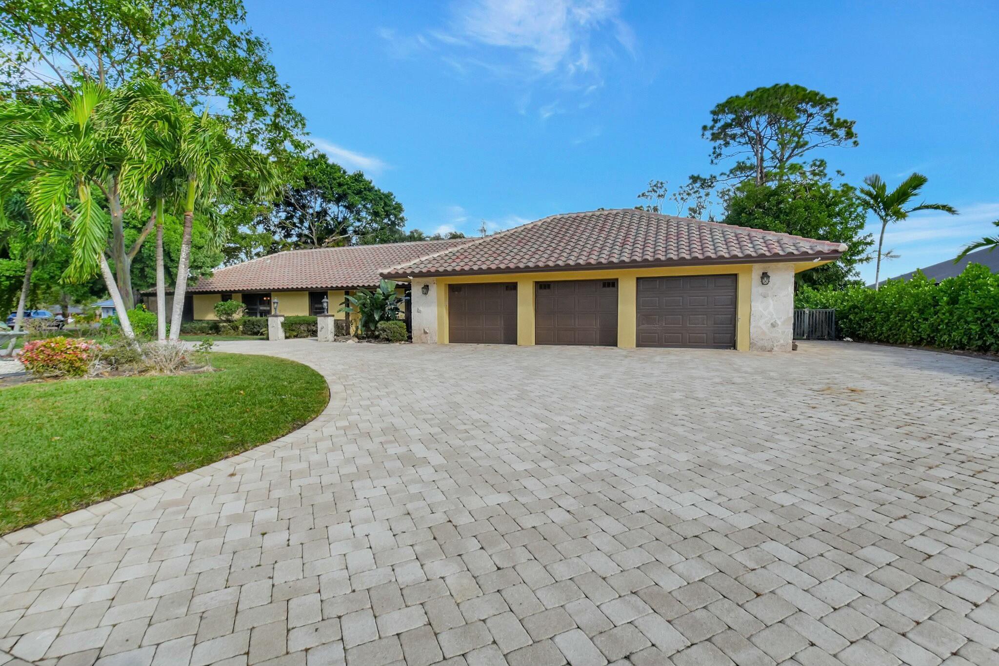 581 S Country Club Drive