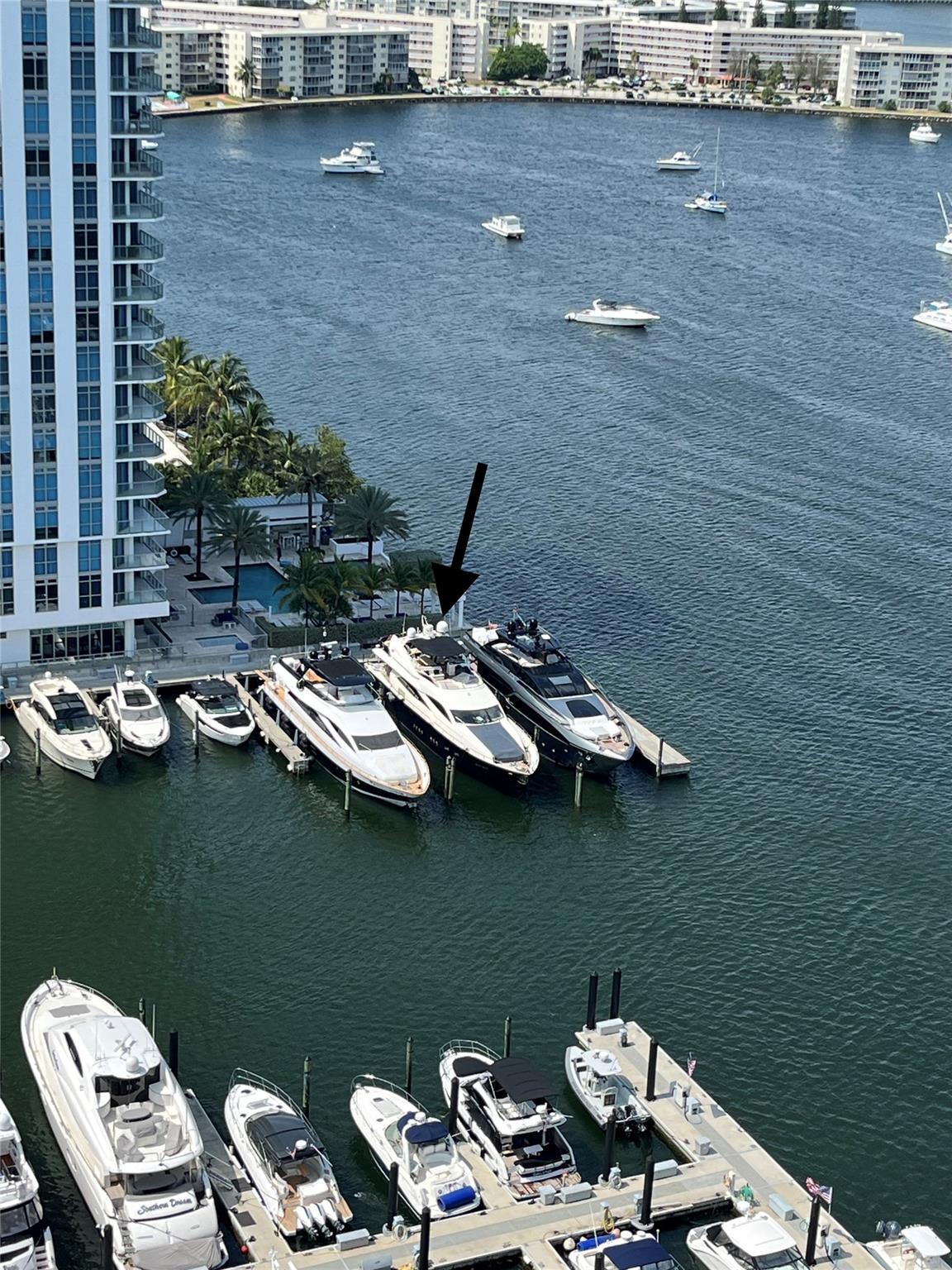 17211 Biscayne Blvd Slip 111