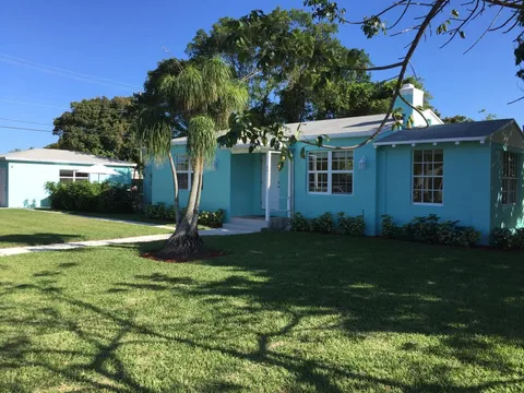 301 SW 1st Avenue, Delray Beach, FL MLS: R11090317